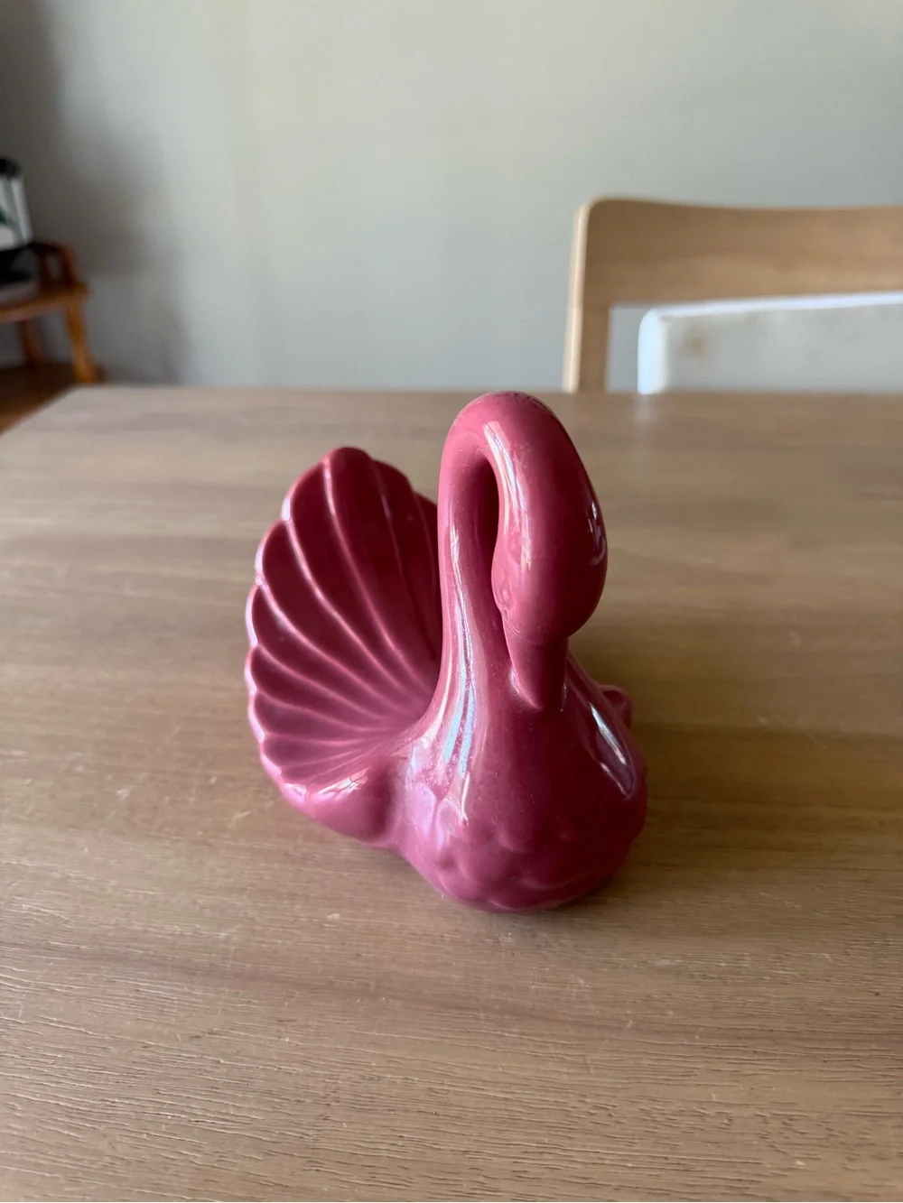 Vintage 1980s Mauve Pink Andre Richard Ceramic Swan Towel Holder